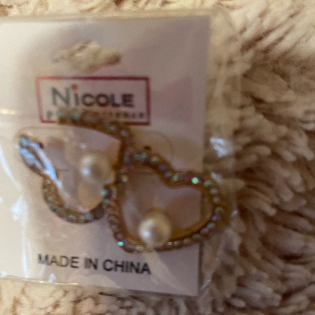Nicole Gold Heart Earrings With Pearls 25$
